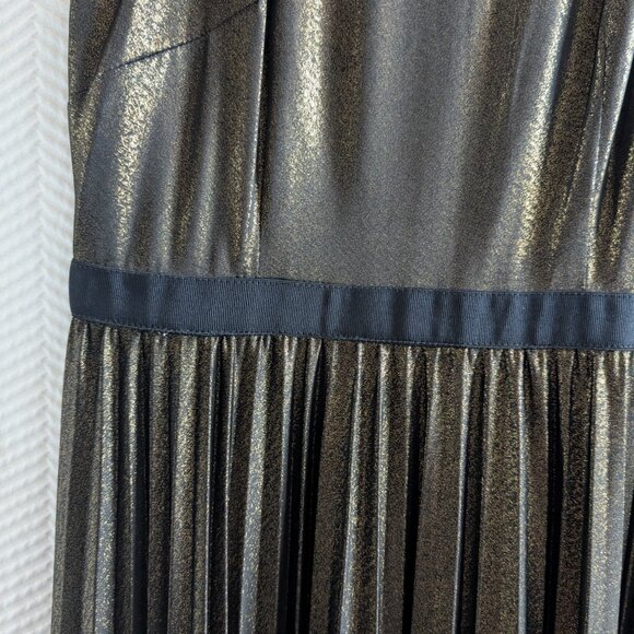 Donna Morgan Stretch Foil Pleated Halter Dress Liquid Gold Metallic Size 0 XS - Picture 5 of 15